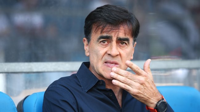 Gustavo Quinteros fue anunciado como técnico de Gremio
