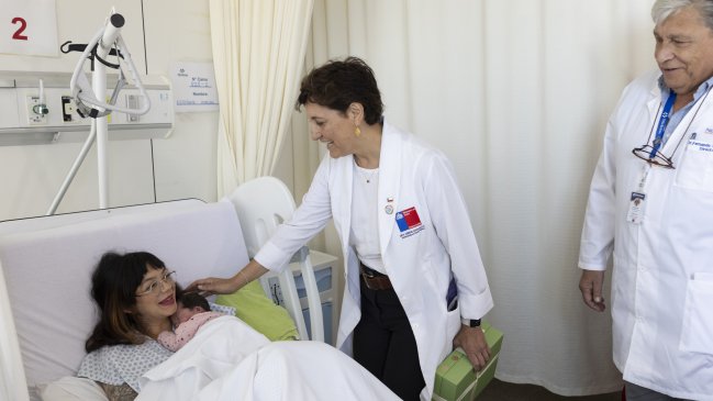 Aurora fue la primera recién nacida de la Región Metropolitana este 2025