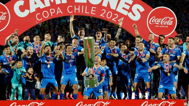 Hinchas de la U agotaron galerías para el debut en la Copa de Verano