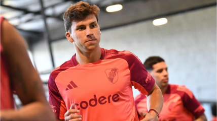   Gonzalo Tapia se incorporó a la pretemporada de River Plate 