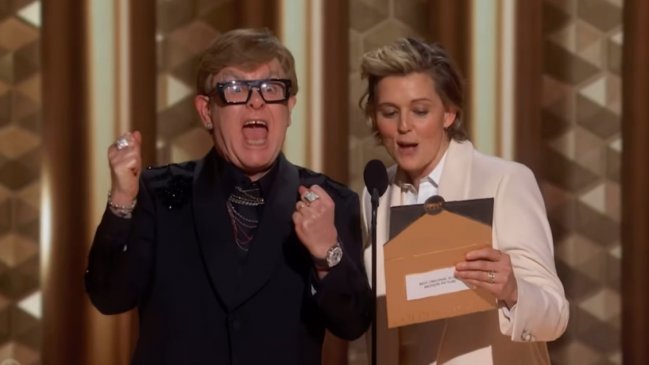 La viralizada reacción de Elton John al entregar un premio en los Globos de Oro 2025