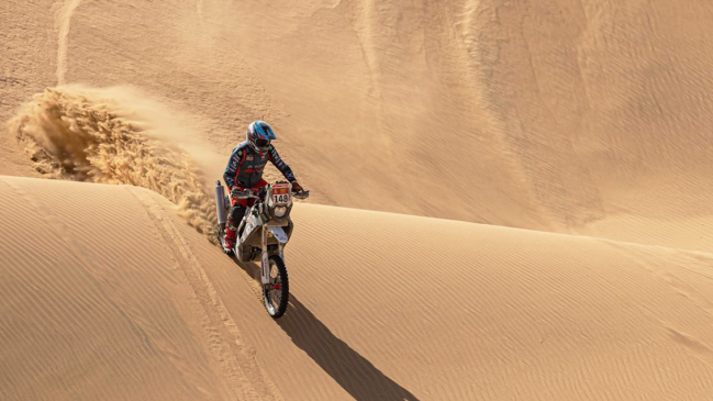 De Gavardo finalizó la etapa de 48 horas del Dakar entre los 33 mejores de la general
