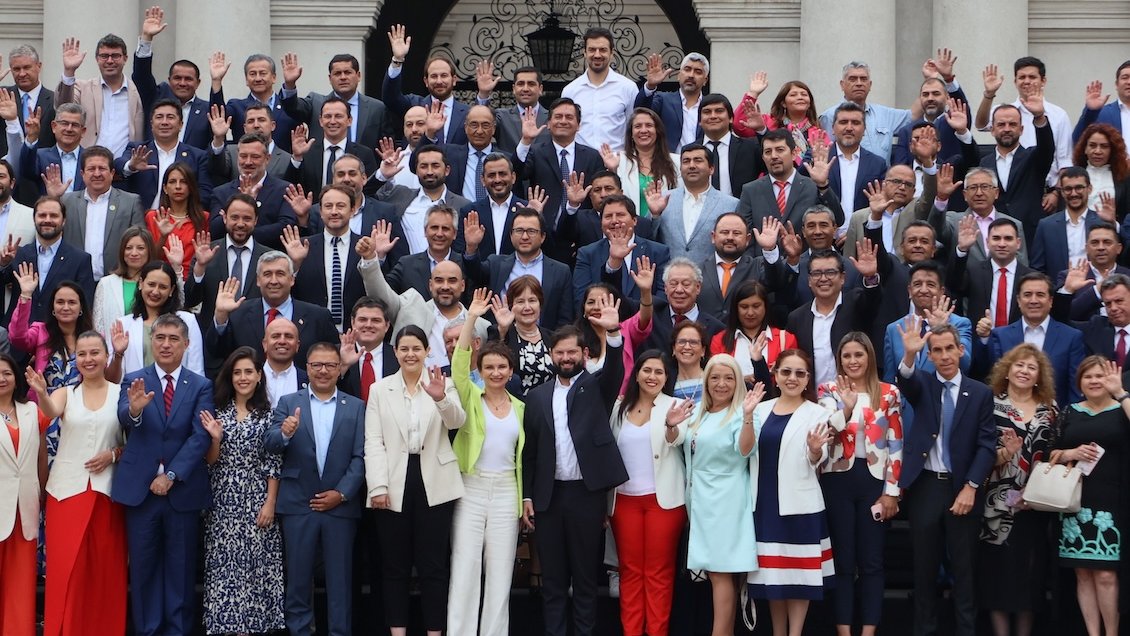 Presidente pide a los alcaldes 