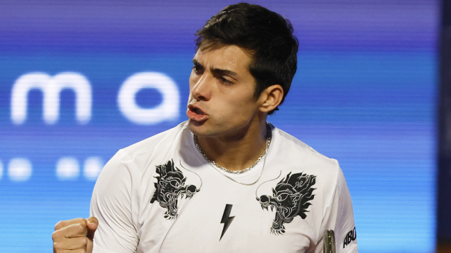 Garin tumbó con solidez a Coric y se citó con Fritz en el Abierto de Australia