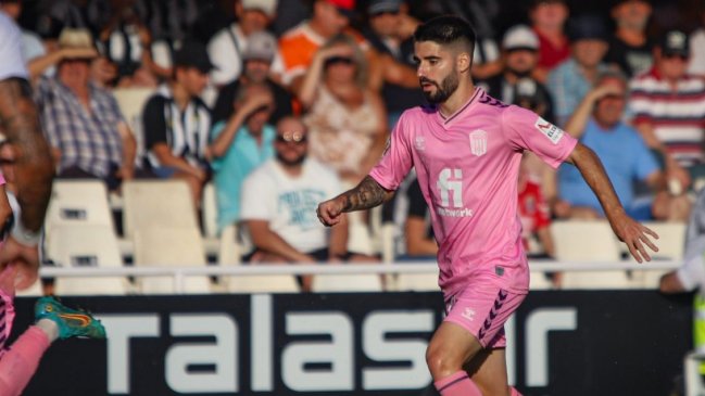 Unión Española fichó al mediapunta español Cris Montes