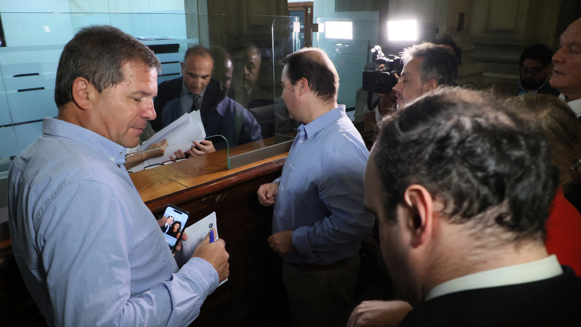 Fallida compraventa: Chile Vamos también acudió al TC para destituir a senadora Allende