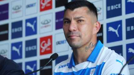   Gary Medel fue presentado por Universidad Católica en el Claro Arena 