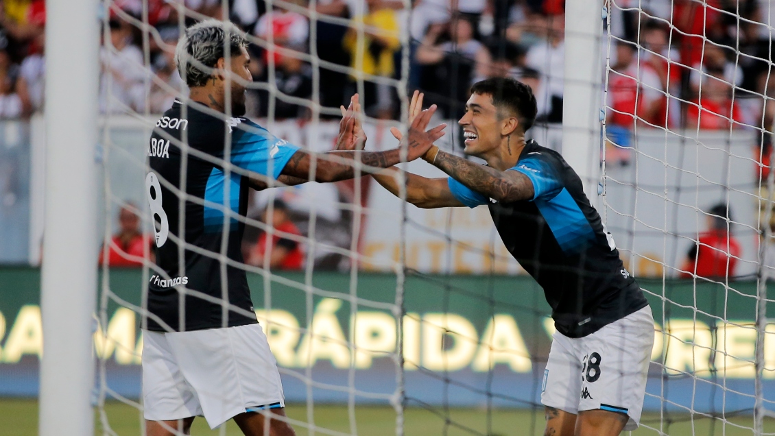 [VIDEOS] Santiago Solari marcó un doblete ante las deficiencias defensivas de Colo Colo