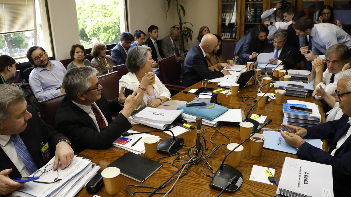 Pensiones: Proyecto sobre inversor estatal agita aguas en horas decisivas de la reforma