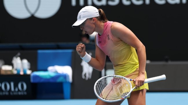 Iga Swiatek evidenció su nivel y se instaló en semifinales de Australia