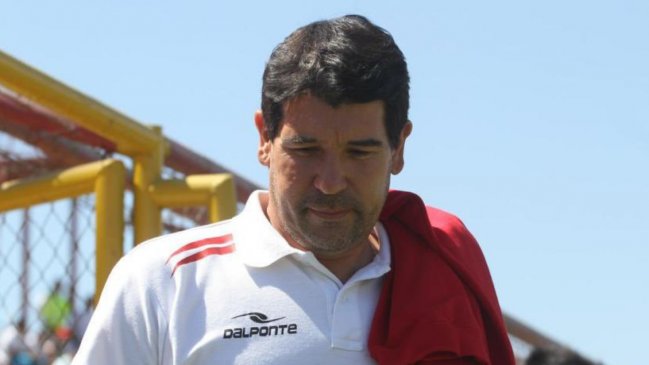 Unión San Felipe lamentó deceso de su extécnico Gustavo Cisneros