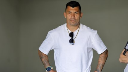   Gary Medel acaparó miradas en La Florida durante el duelo de la UC y Everton en Copa Chile 