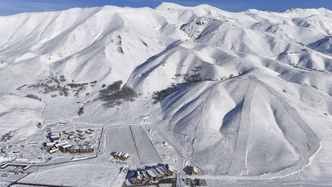 China potencia las montañas de Altay para convertirla en centro de esquí de clase mundial
