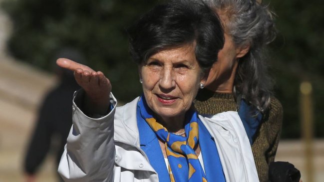 Fallida compraventa: Isabel Allende abrirá la casa de Guardia Vieja para peritajes