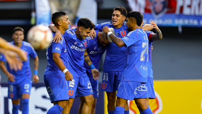 La U gozó de una categórica victoria sobre Recoleta en su estreno en la Copa Chile