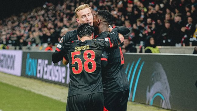 Midtjylland de Osorio clasificó al repechaje de la Europa League tras empate con Fenerbahce