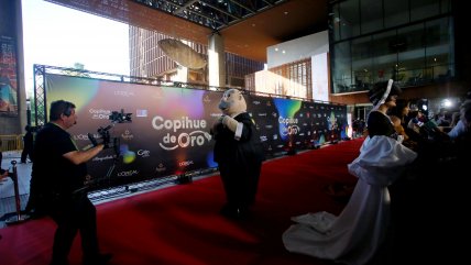   Desde Dr. Simi a Emilia Dides: Revisa la alfombra roja de los Copihue de Oro 2024 