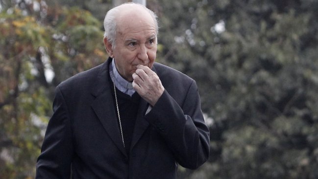 Caso Karadima: Reactivan causa contra cardenal Errázuriz por falso testimonio