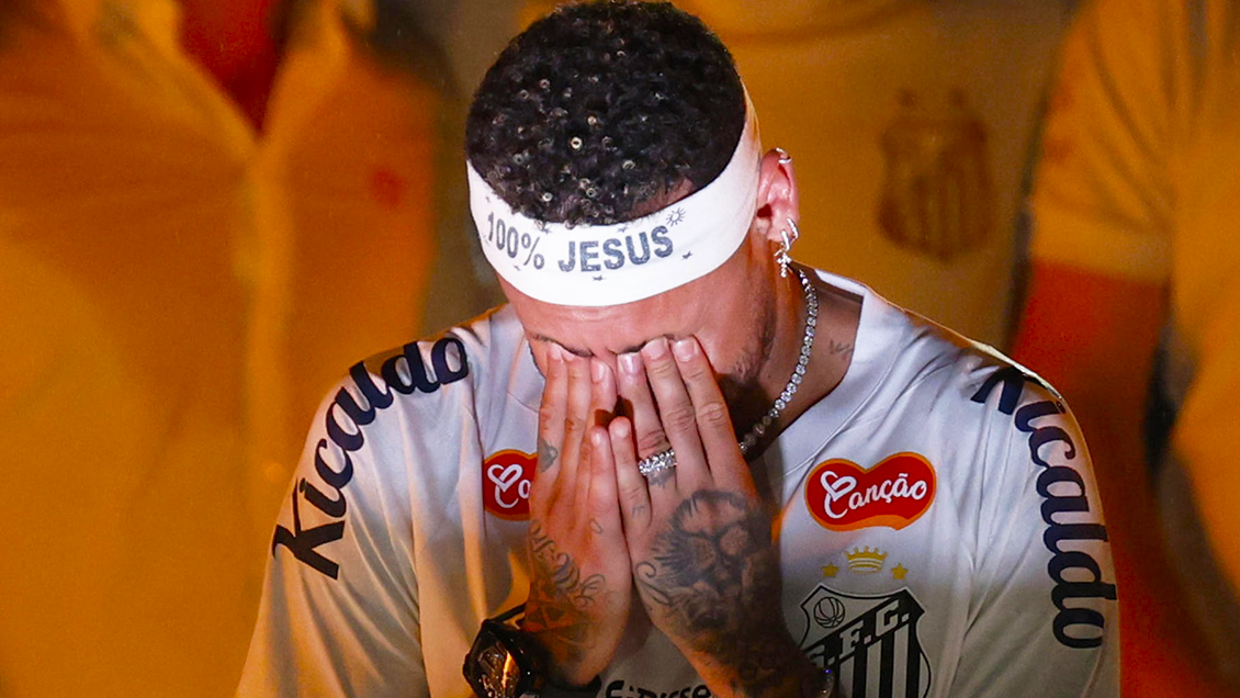 Hasta las lágrimas: Neymar vivió emocionante presentación en su retorno a Santos