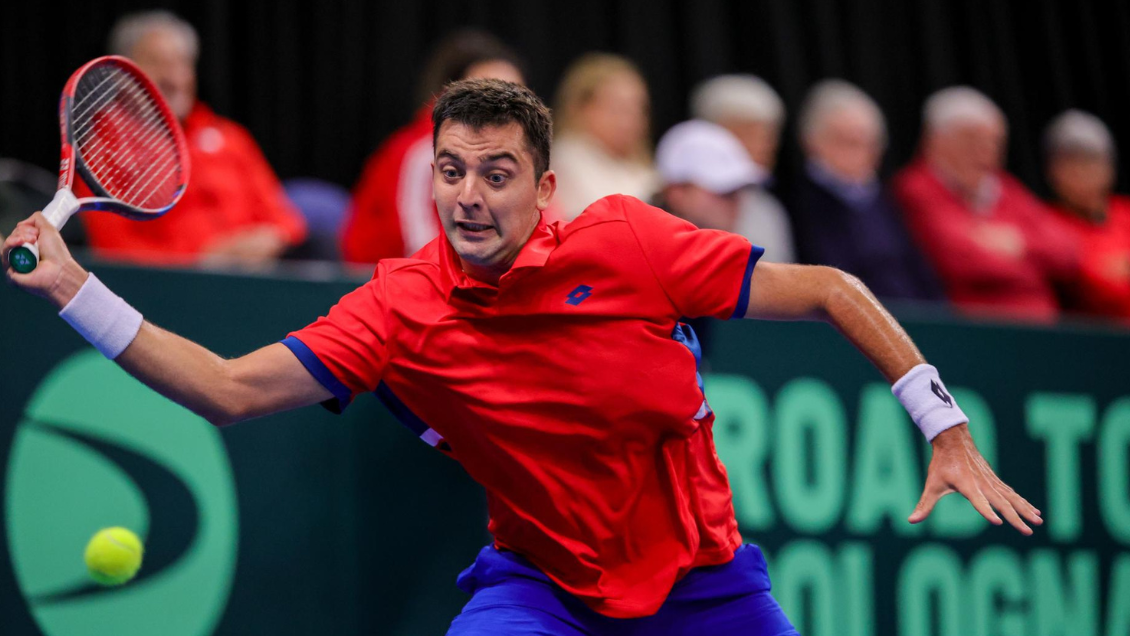 Barrios cedió ante Bergs y Chile comenzó en desventaja la serie de Copa Davis