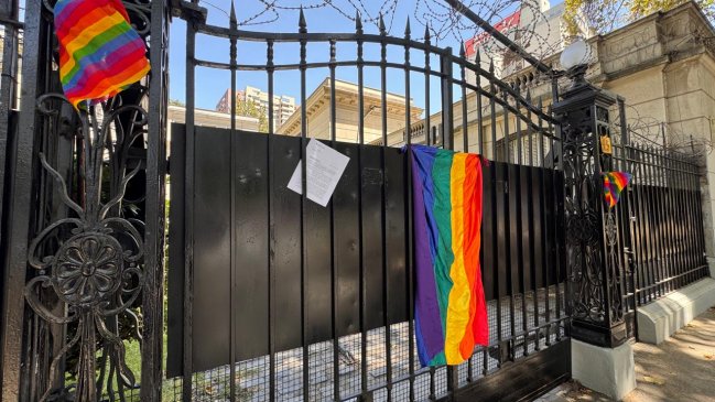 Movilh protestó en embajada de Argentina contra el 