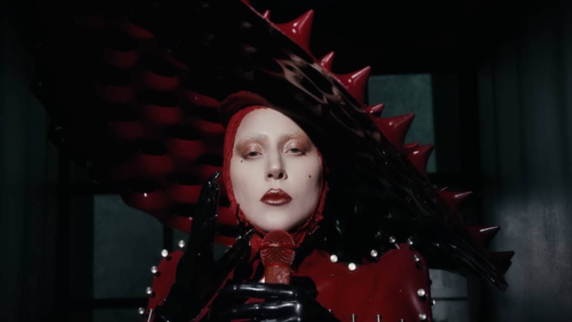 Lady Gaga sorprende en los Grammy con su nuevo sencillo 