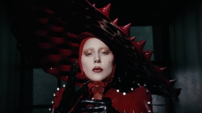 Lady Gaga sorprende en los Grammy con su nuevo sencillo 