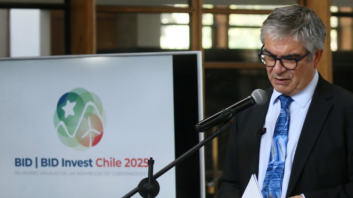 Marcel invitó al sector privado a colaborar en reunión anual del BID