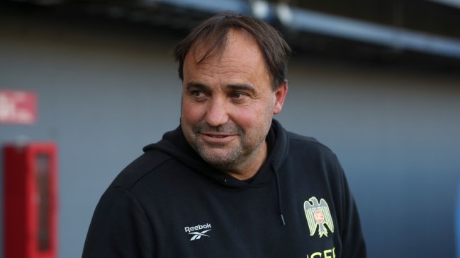 José Luis Sierra insistió en sumar más refuerzos para Unión Española