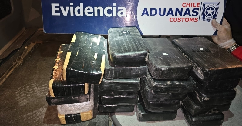 Camión procedente de Bolivia transportaba, ocultos, 59 kilos de droga