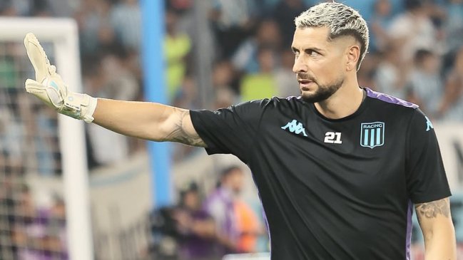 Arias celebró en el duelo de chilenos ante Palacios y Alarcón tras triunfo de Racing sobre Boca