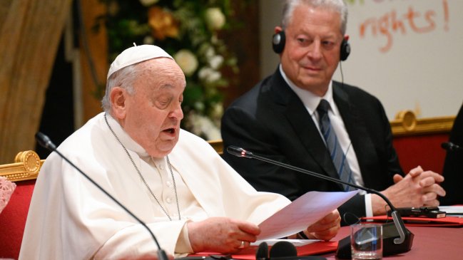 Papa llamó a los Ejércitos del mundo a 