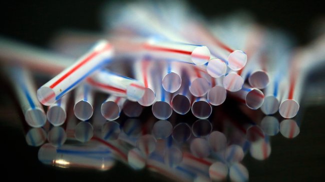 Trump restauró el uso de las bombillas de plástico