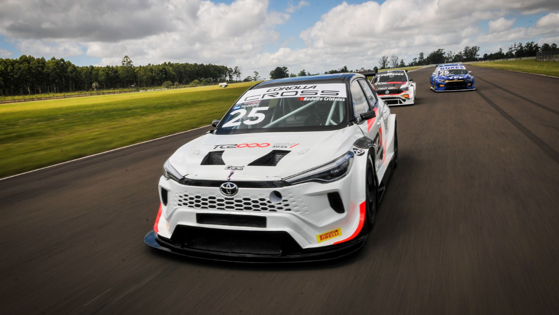 Benjamín Hites llega a conquistar el TC2000 de Argentina 2025