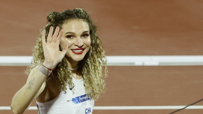 Martina Weil estableció un nuevo récord nacional en los 400 metros indoor