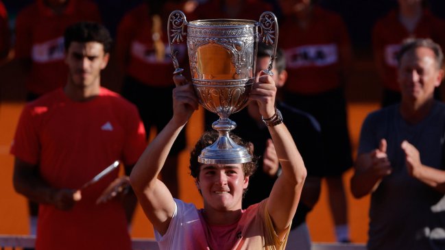 Joao Fonseca dio la sorpresa ante Francisco Cerúndolo y conquistó el ATP 250 de Buenos Aires