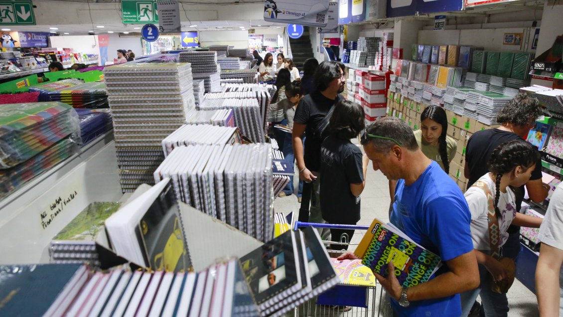 ¿En qué fijarse al momento de comprar útiles escolares?