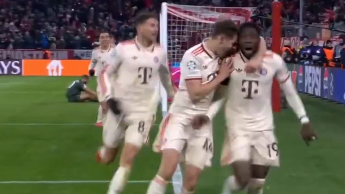 [VIDEO] Alphonso Davies entregó la clasificación a Bayern Munich con gol en los descuentos