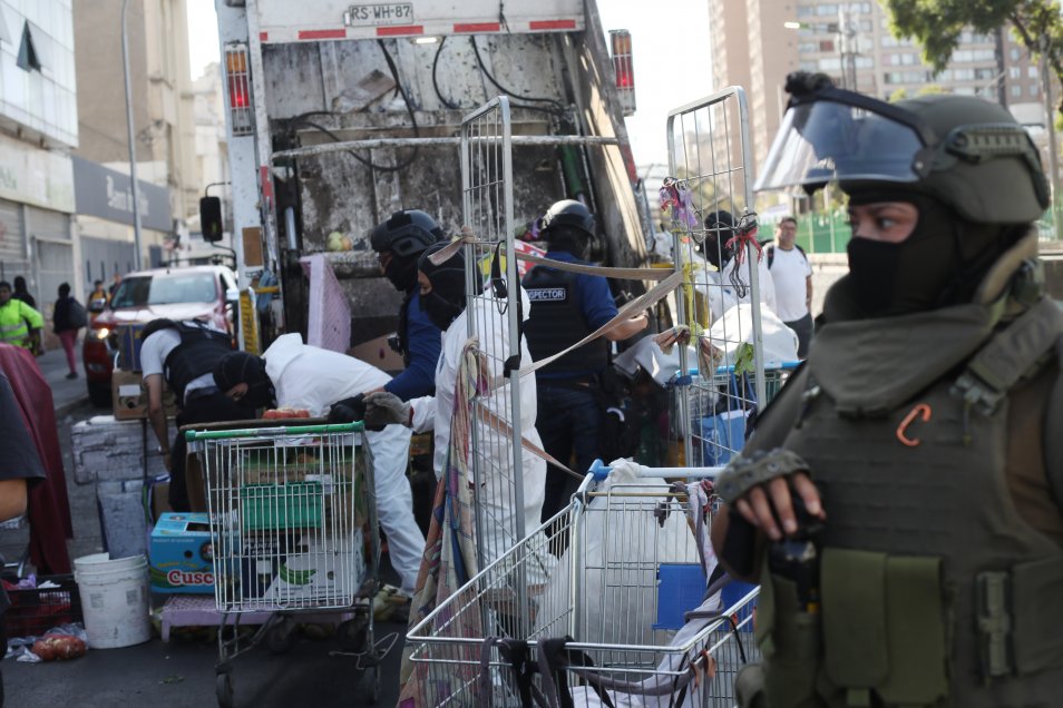 [Fotos] Operativo contra comercio ambulante en el sector de La Vega ...