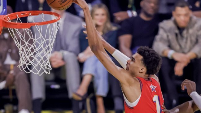 Wembanyama se perderá el resto de la temporada por un coágulo sanguíneo en el hombro