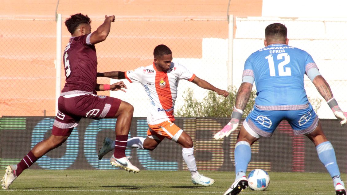 Cobresal se hizo fuerte en casa y sumó su primer triunfo a costa de La Serena