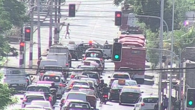 Motociclista murió tras chocar con una camioneta en Santiago Centro