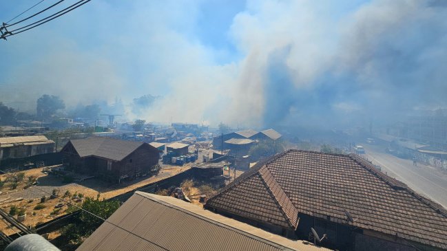 Bomberos controlaron cuatro focos de incendio que generaron emergencia en Peñaflor