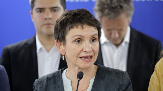 Gobierno decreta estado de excepción y toque de queda entre Arica y Los Lagos