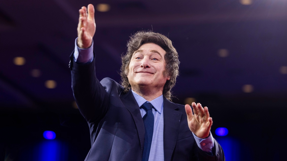 En Argentina llueven críticas contra Javier Milei por cambiar su posición sobre Ucrania