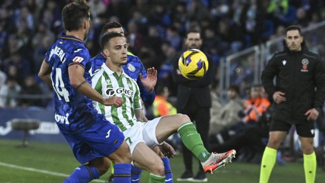 Antony fue perdonado de su roja y podrá jugar ante Real Madrid
