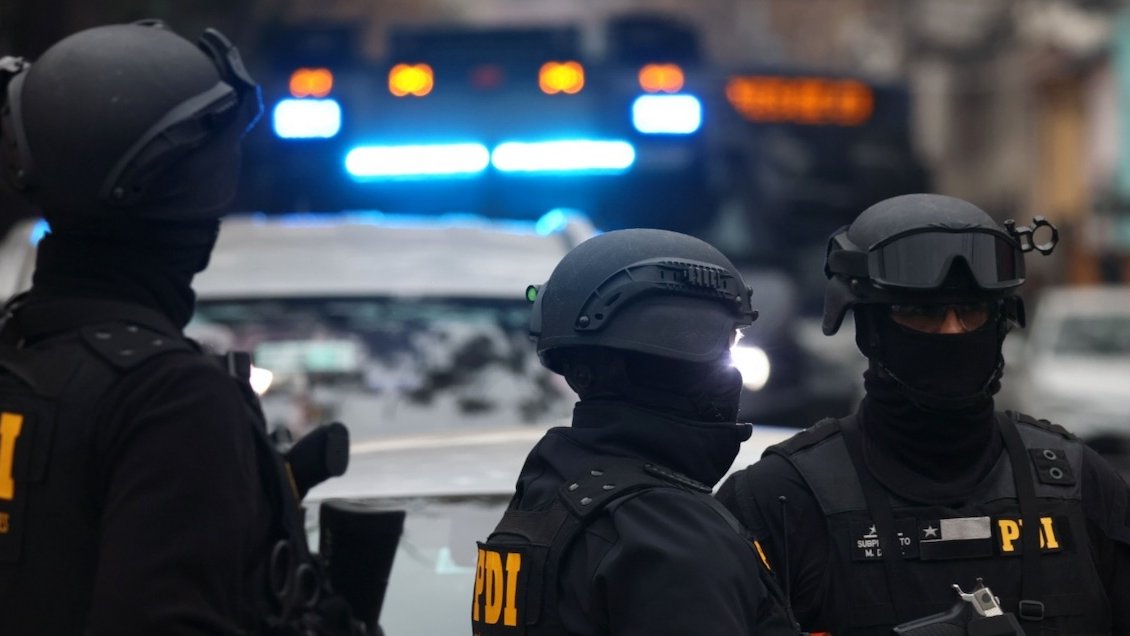 PDI detuvo a dos presuntos traficantes e incautó 23 kilos de marihuana