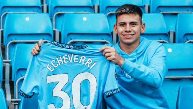Manchester City oficializó llegada a Claudio Echeverri: Agüero fue fundamental en la decisión