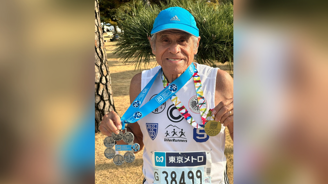 Iván Moreno cumplió la hazaña de correr las seis maratones más importantes del mundo a los 83 años