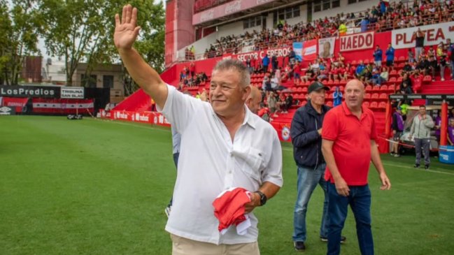 Claudio Borghi regresó a Argentinos Juniors con un nuevo cargo técnico